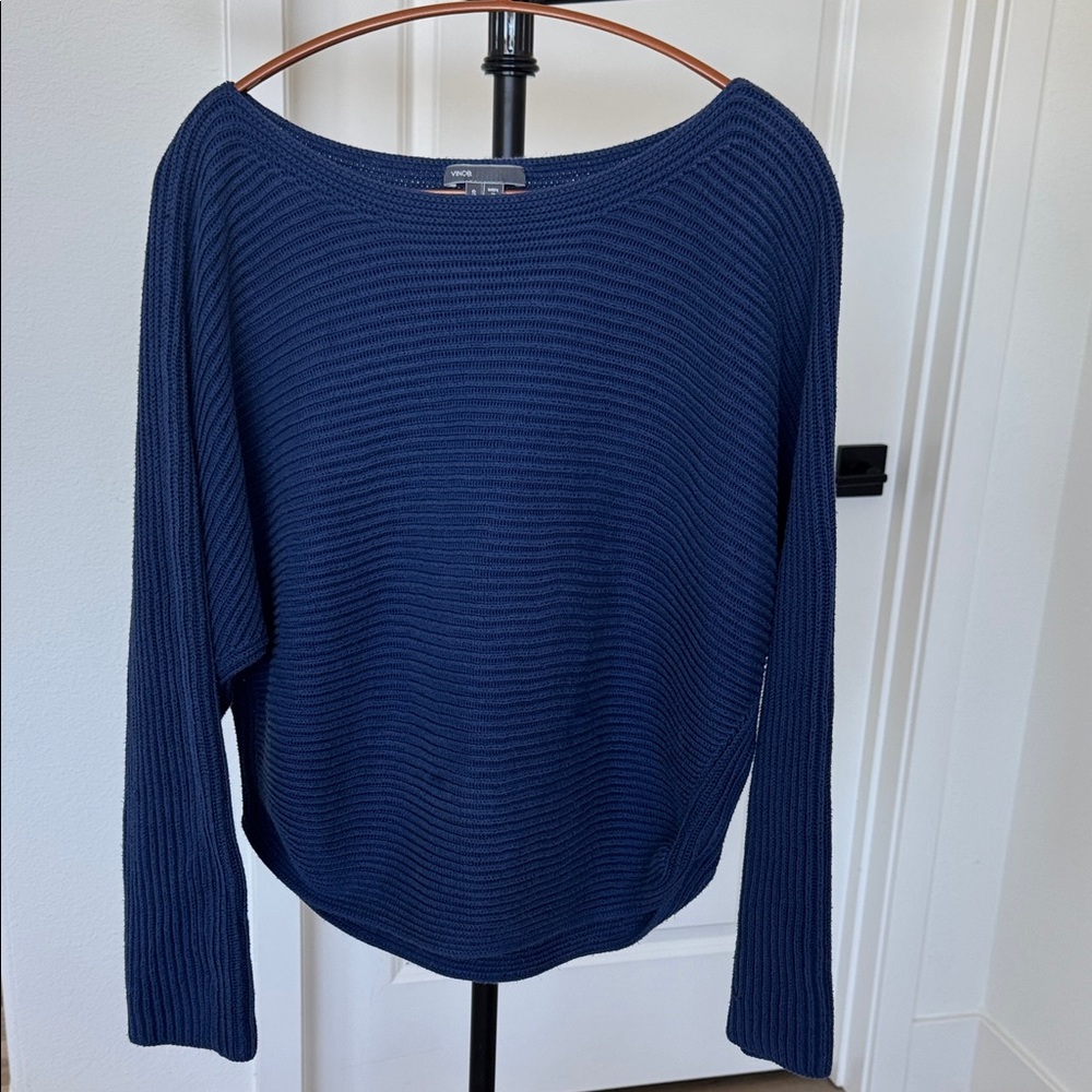 Vince Navy boatneck Sweater